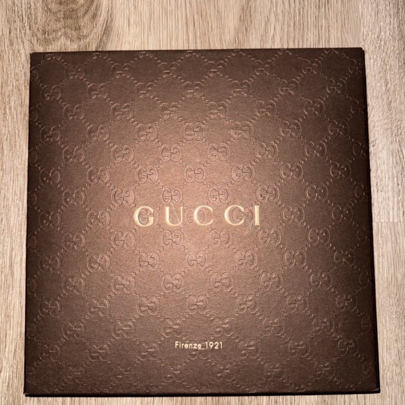 Gucci Men’s Scarf - Picture 8 of 8